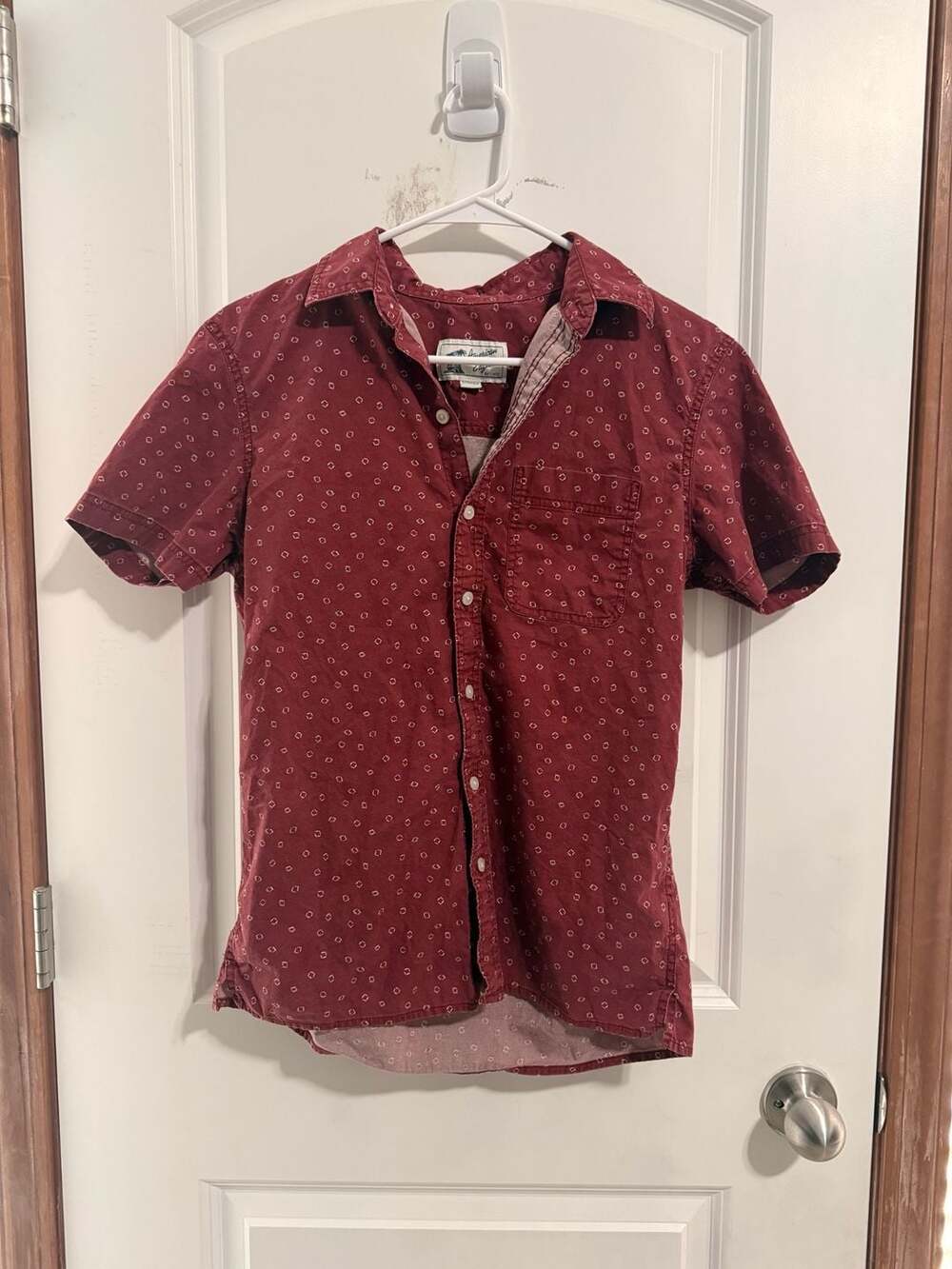 American Eagle Women’s Red Diamond Short Sleeve Button Up Shirt Size XS